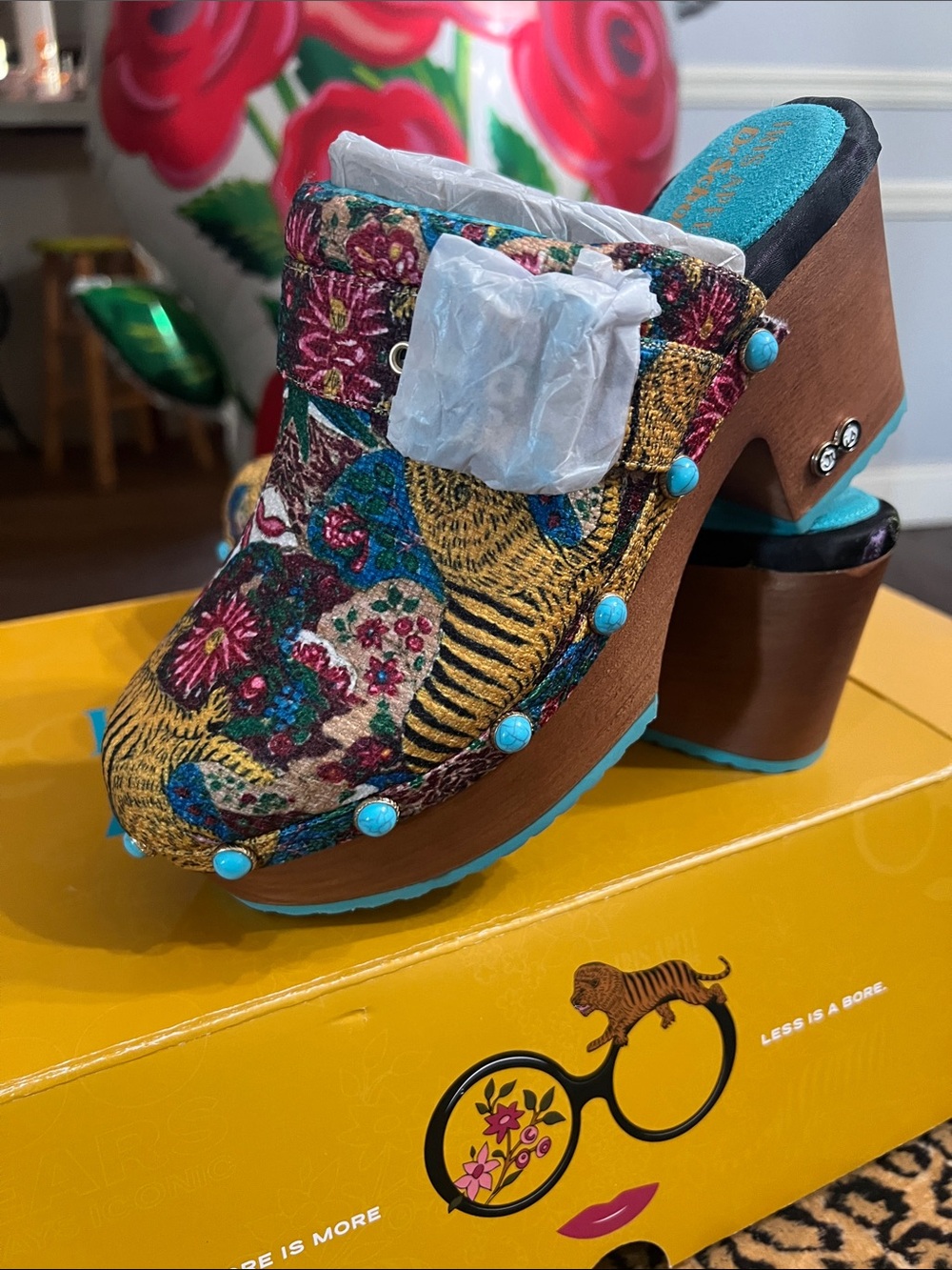 Dr. Scholl's Multicolor JOY Tapestry Platform Clogs - Picture 11 of 16